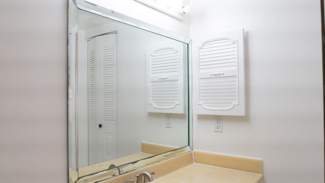 400 SW 134th Way 302f, Pembroke Pines, FL 33027