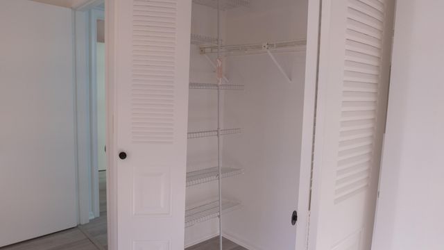 400 SW 134th Way 302f, Pembroke Pines, FL 33027