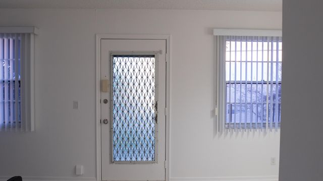 400 SW 134th Way 302f, Pembroke Pines, FL 33027