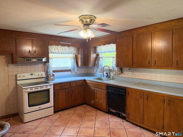 81 River Road, Preston, CT 06365