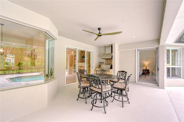 5612 EAGLEGLEN PLACE, Lithia, FL 33547