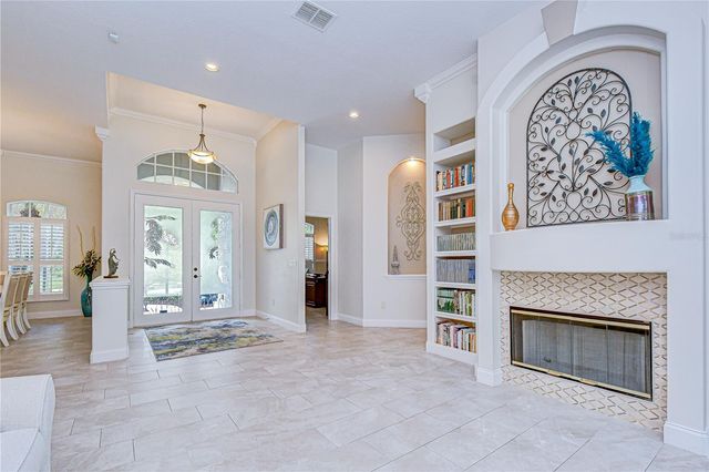 5612 EAGLEGLEN PLACE, Lithia, FL 33547