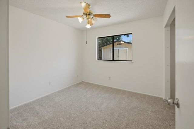 8421 Lost Cavern Ct, Citrus Heights, CA 95621