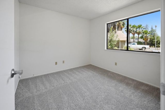 8421 Lost Cavern Ct, Citrus Heights, CA 95621