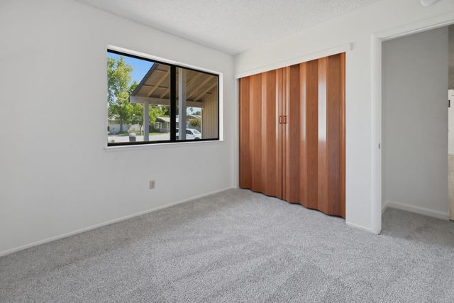 8421 Lost Cavern Ct, Citrus Heights, CA 95621