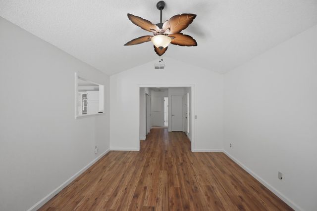 8421 Lost Cavern Ct, Citrus Heights, CA 95621
