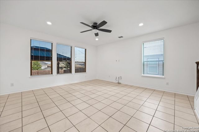 8451 Fortuna, San Antonio, TX 78252