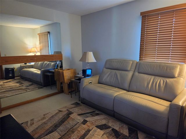 1420 HARDSCRABBLE Boulevard, Erie, PA 16505