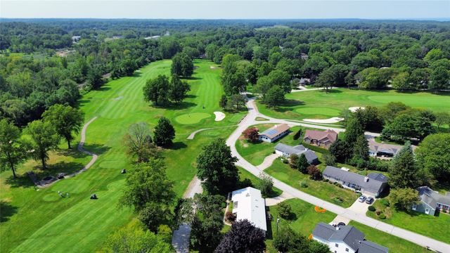 1420 HARDSCRABBLE Boulevard, Erie, PA 16505