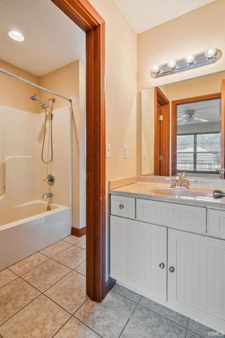 11821 Crestview Boulevard, Kokomo, IN 46901