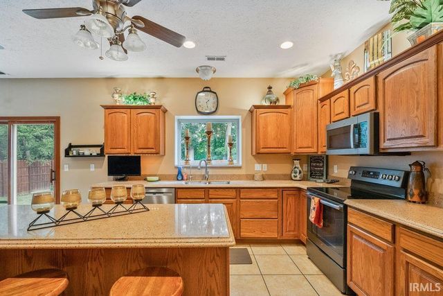 11821 Crestview Boulevard, Kokomo, IN 46901