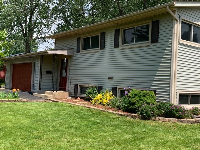 119 Ridge Lane, Geneva, IL 60134