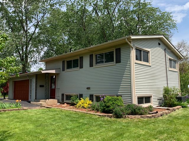 119 Ridge Lane, Geneva, IL 60134