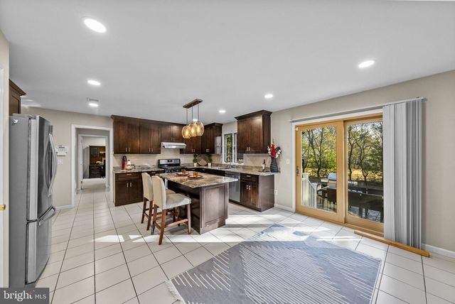 16 GLENBROOK CT, Lawrenceville, NJ 08648