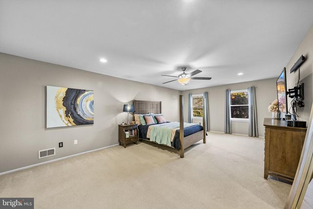 16 GLENBROOK CT, Lawrenceville, NJ 08648