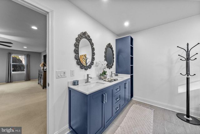 16 GLENBROOK CT, Lawrenceville, NJ 08648