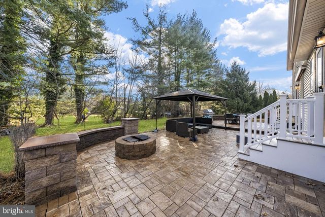 16 GLENBROOK CT, Lawrenceville, NJ 08648