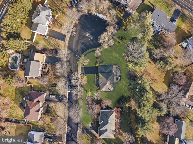 16 GLENBROOK CT, Lawrenceville, NJ 08648