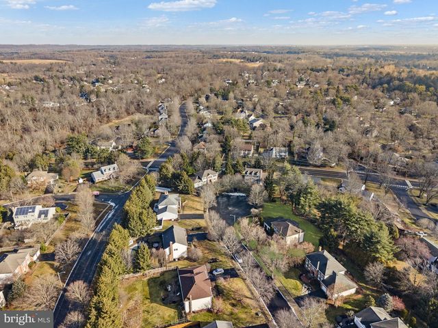 16 GLENBROOK CT, Lawrenceville, NJ 08648