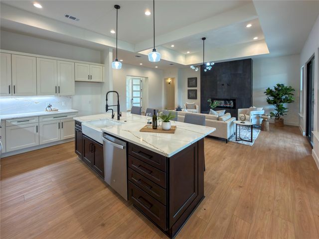 310 Apache Tears, Horseshoe Bay, TX 78657