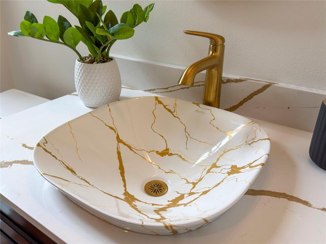 310 Apache Tears, Horseshoe Bay, TX 78657