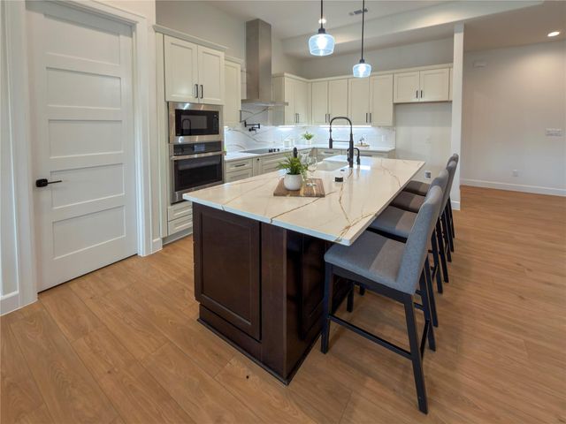 310 Apache Tears, Horseshoe Bay, TX 78657