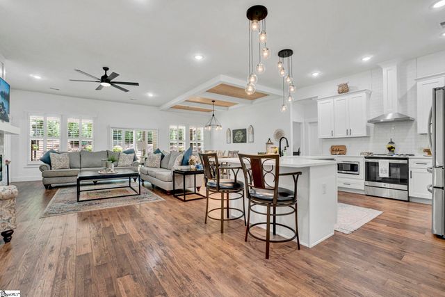 165 Lake Bowen Drive, Inman, SC 29349