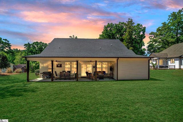 165 Lake Bowen Drive, Inman, SC 29349