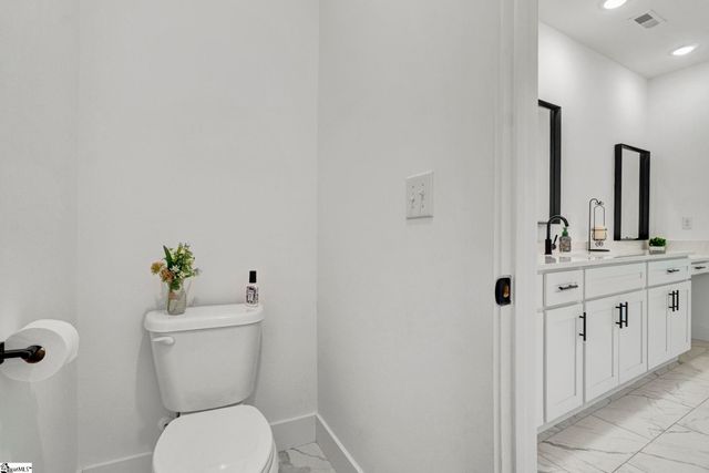 165 Lake Bowen Drive, Inman, SC 29349