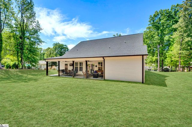 165 Lake Bowen Drive, Inman, SC 29349