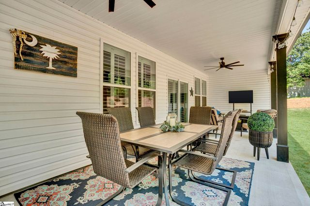 165 Lake Bowen Drive, Inman, SC 29349