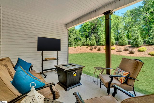 165 Lake Bowen Drive, Inman, SC 29349