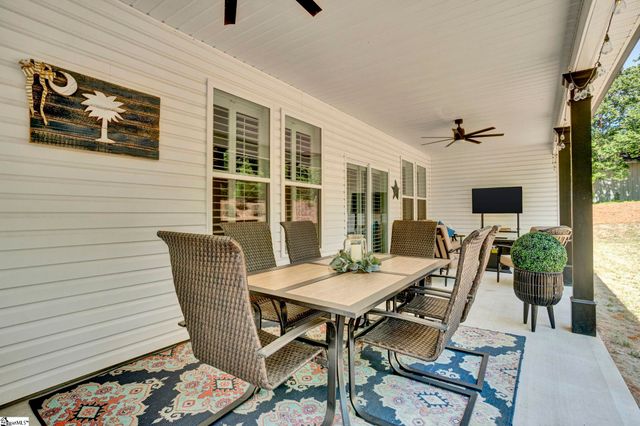 165 Lake Bowen Drive, Inman, SC 29349