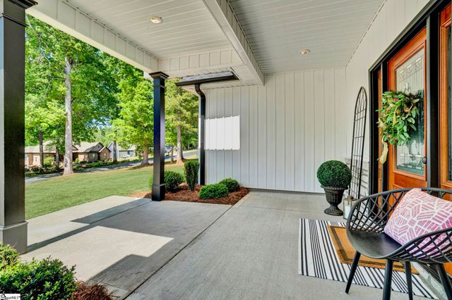 165 Lake Bowen Drive, Inman, SC 29349