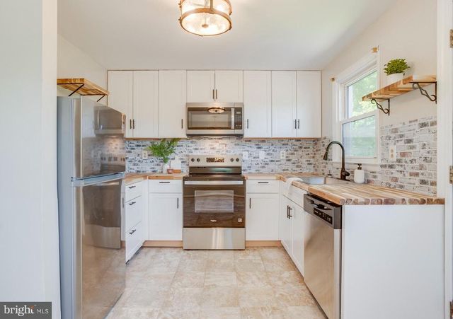 18318 FOX MOUNTAIN LN, Culpeper, VA 22701