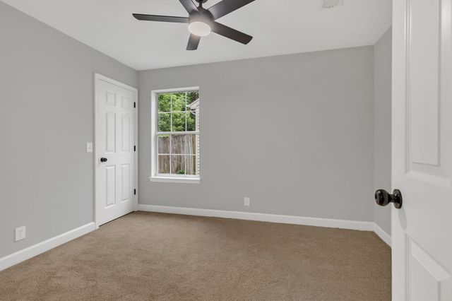 2336 Benay Rd, Nashville, TN 37214