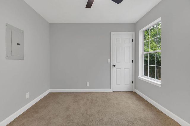 2336 Benay Rd, Nashville, TN 37214