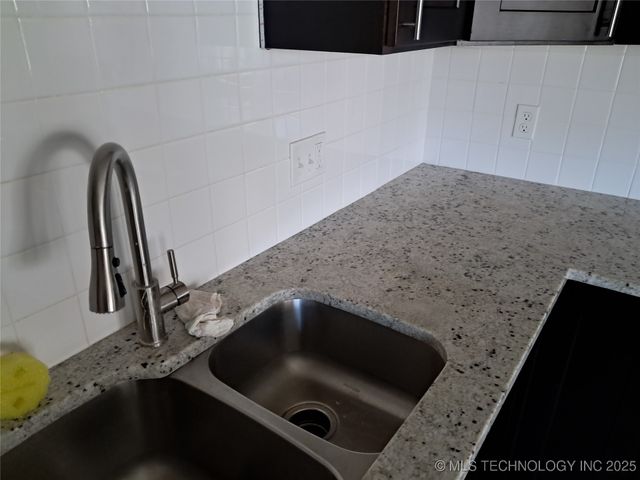 210 9th SE, Ardmore, OK 73401