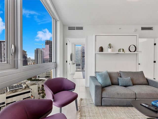 227 NE 2nd St 2706, Miami, FL 33132