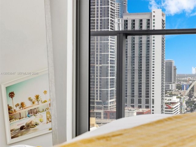 227 NE 2nd St 2706, Miami, FL 33132