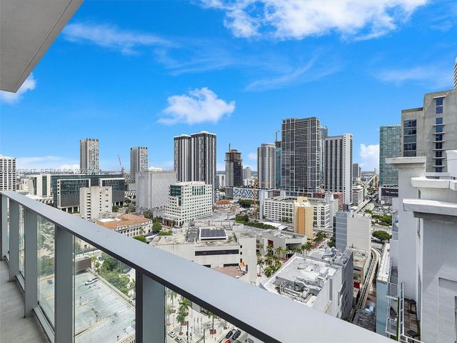 227 NE 2nd St 2706, Miami, FL 33132