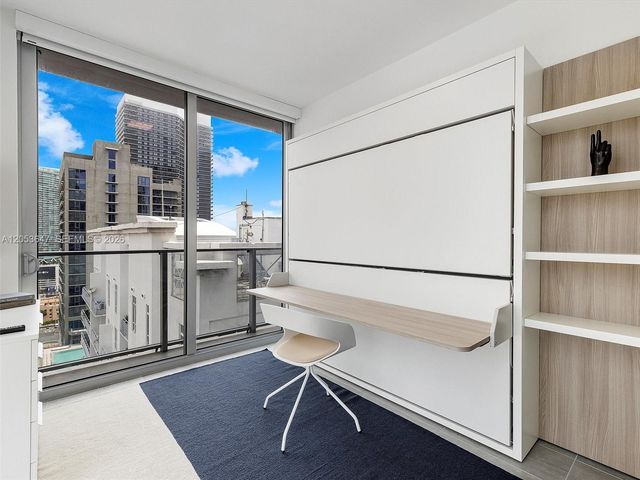 227 NE 2nd St 2706, Miami, FL 33132