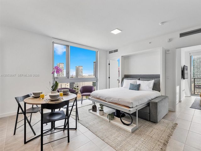 227 NE 2nd St 2706, Miami, FL 33132