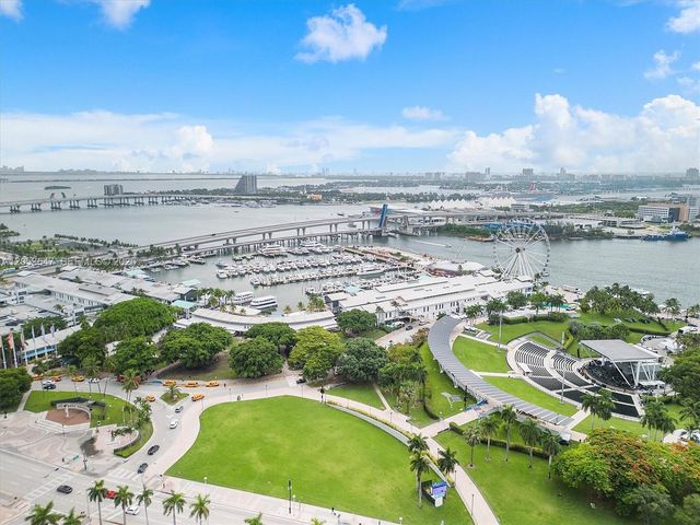227 NE 2nd St 2706, Miami, FL 33132