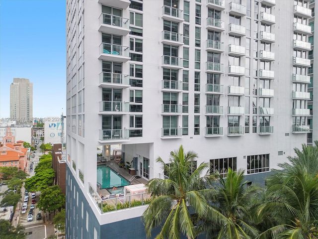 227 NE 2nd St 2706, Miami, FL 33132