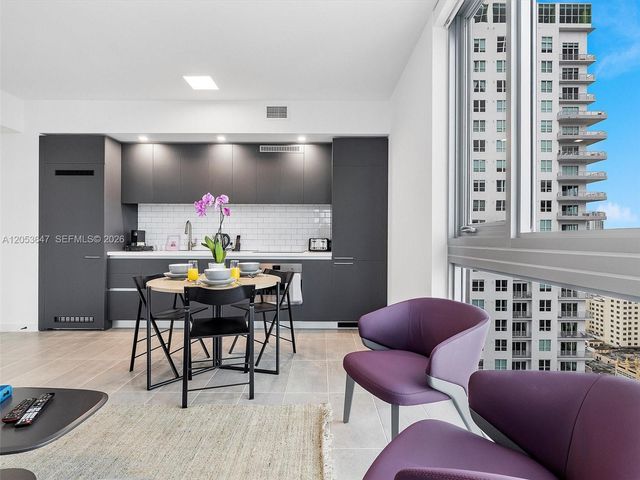 227 NE 2nd St 2706, Miami, FL 33132