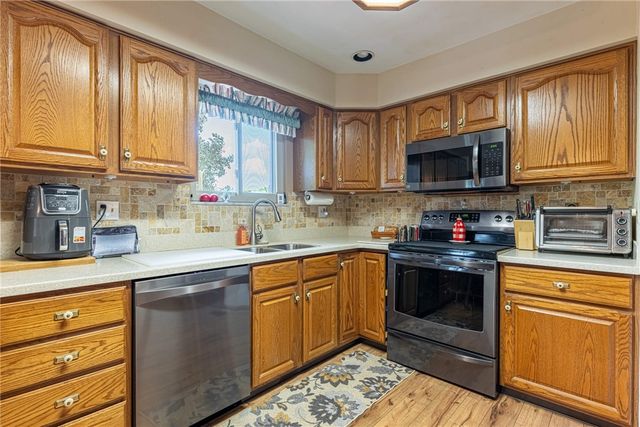 1353 S Elm Street, West Carrollton, OH 45449