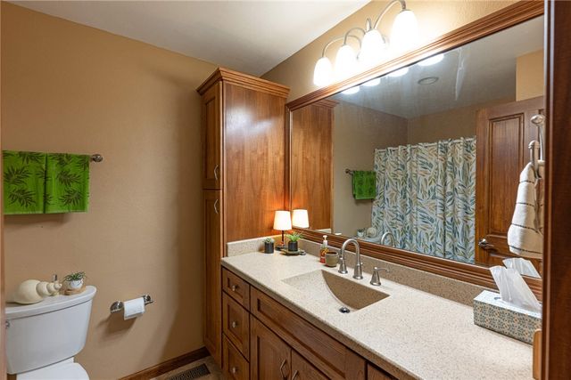 1353 S Elm Street, West Carrollton, OH 45449
