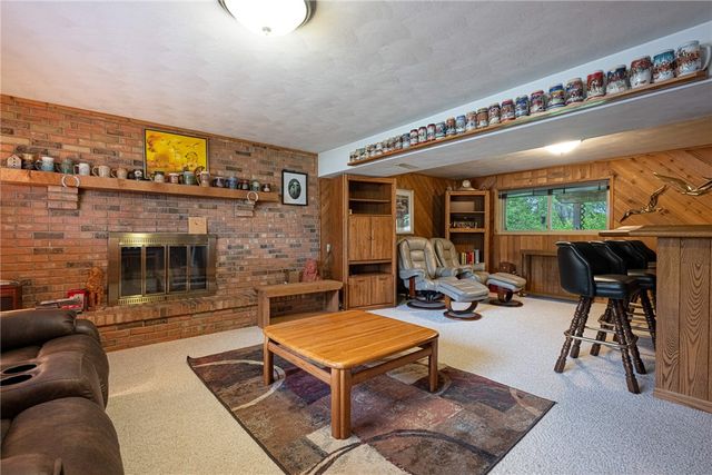 1353 S Elm Street, West Carrollton, OH 45449