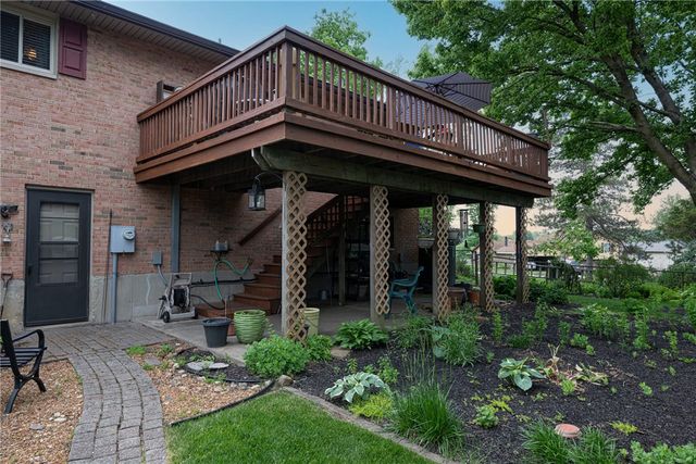 1353 S Elm Street, West Carrollton, OH 45449